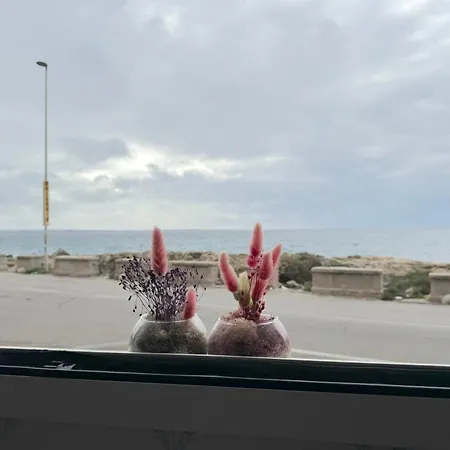 Amare - Sea Front Apartment Gallipoli