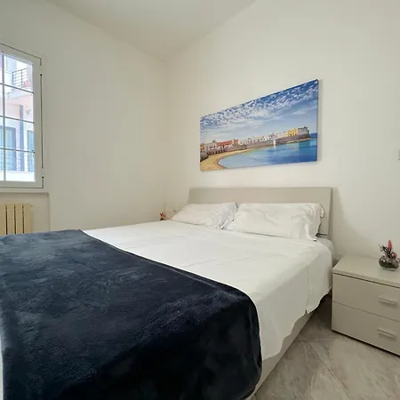 Amare - Sea Front Apartment